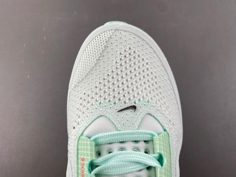 Nike Pegasus Premium“Barely Green”