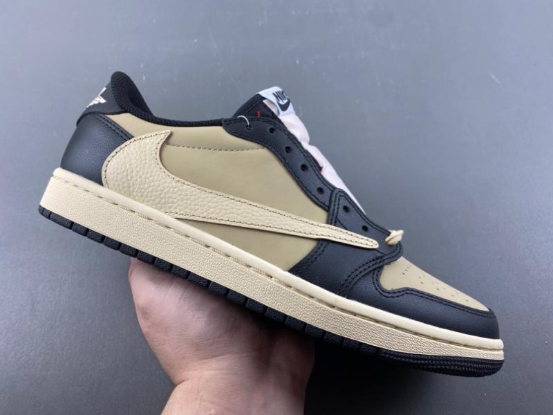 Travis Scott x Air Jordan 1 Low OG