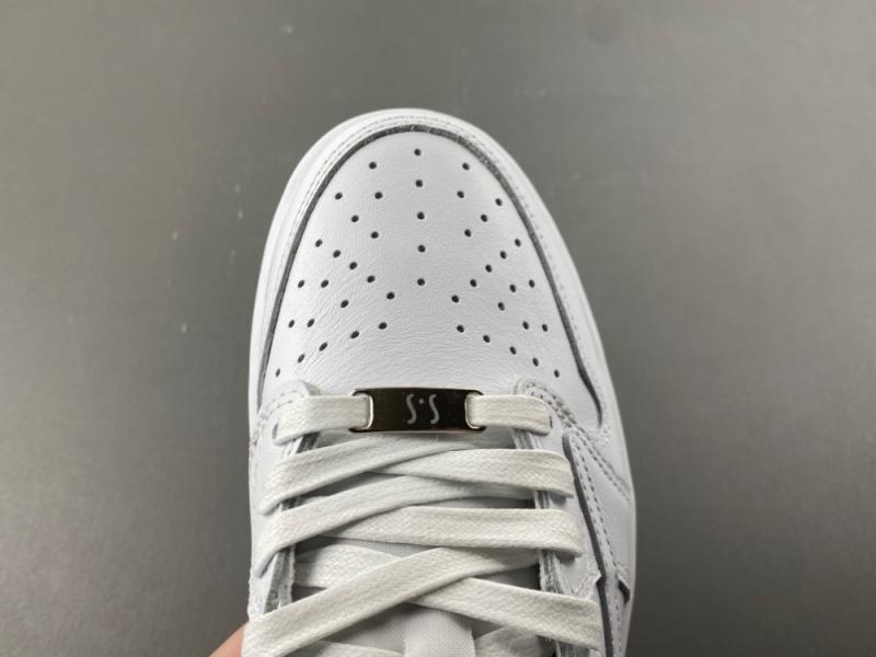 Travis Scott x Air Jordan 1