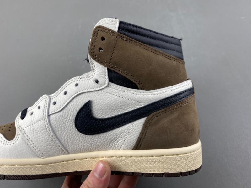 Travis Scott x Air Jordan 1