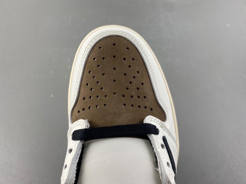 Travis Scott x Air Jordan 1