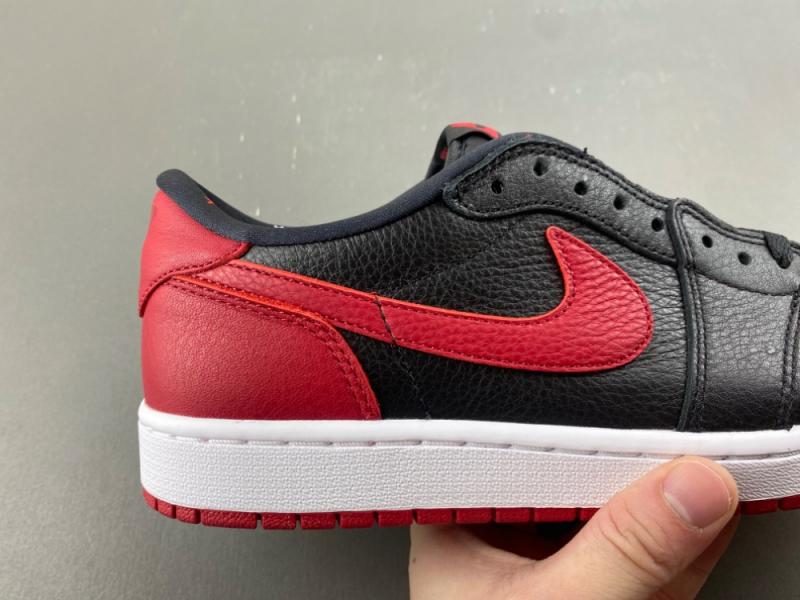 Air Jordan 1 Low OG “Banned”