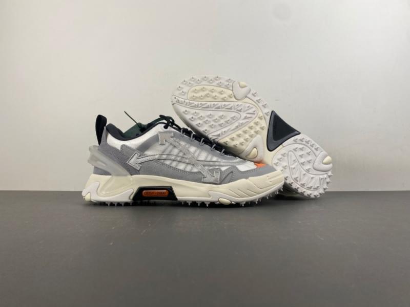 Off-White c/o Virgil Abloh