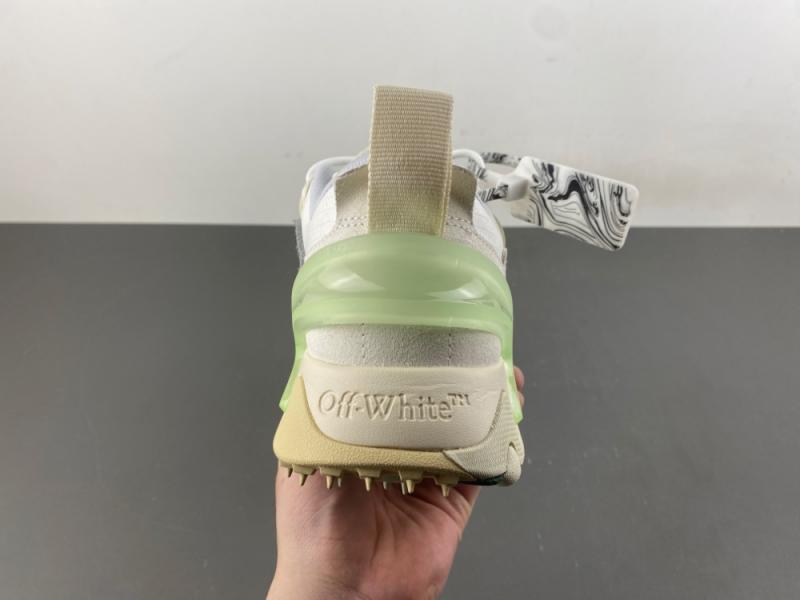 Off-White c/o Virgil Abloh