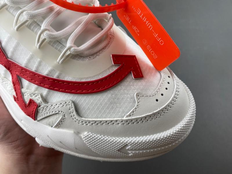 Off-White c/o Virgil Abloh