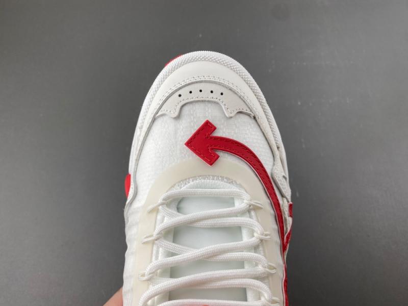 Off-White c/o Virgil Abloh