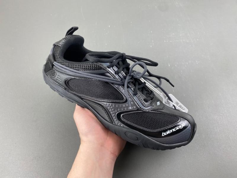 BALENCIAGA/ RADAR GRADIENT LINESH