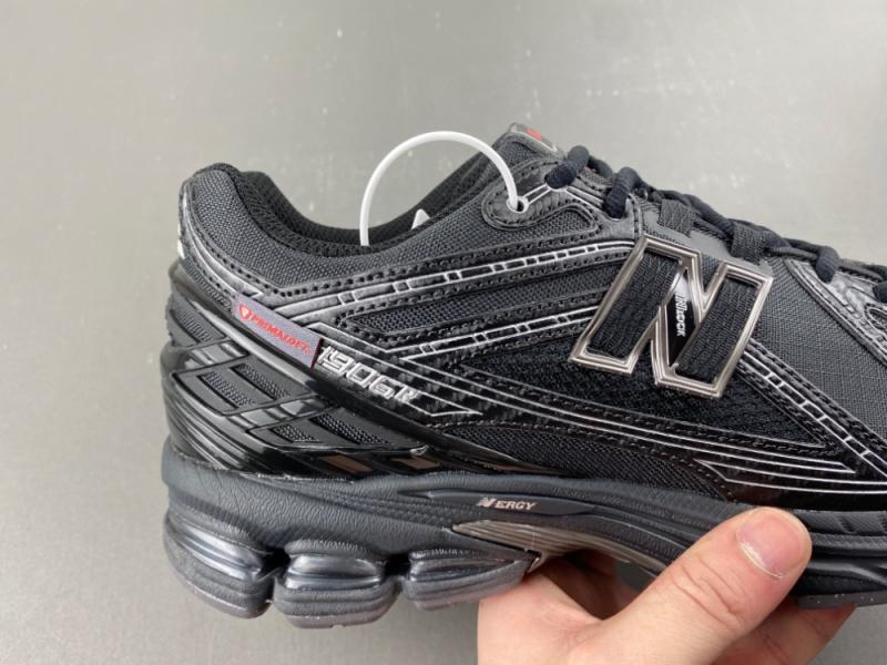 New Balance 1906