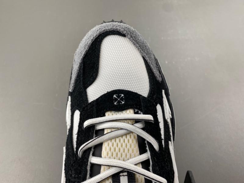 Off White 24