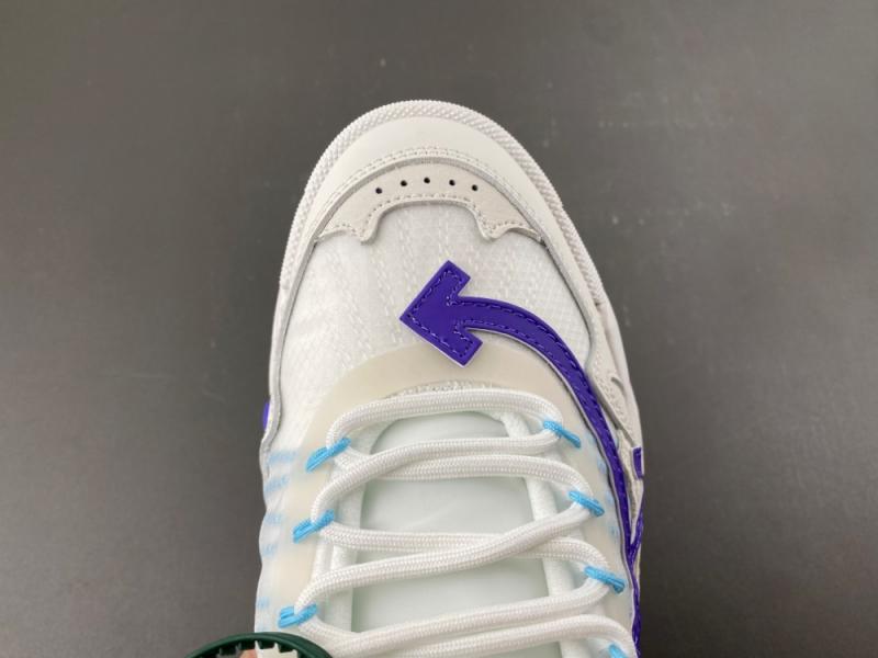 Off-White c/o Virgil Abloh