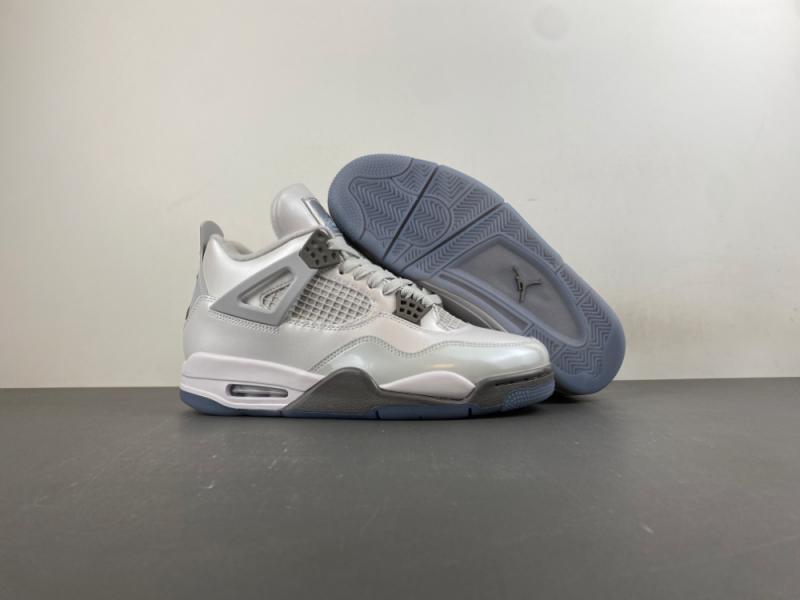 Air Jordan 4 Retro