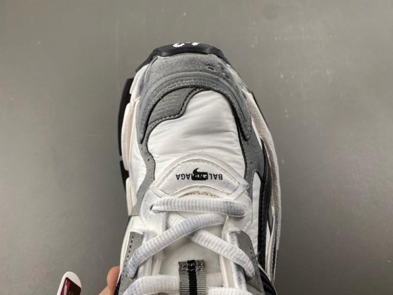 BALENCIAGA/巴黎世家RUNNER LED