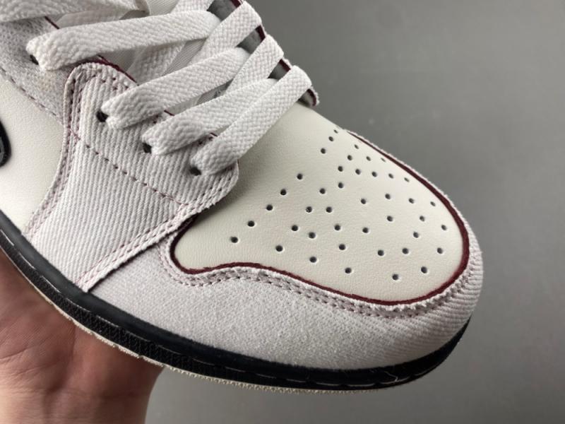 Air Jordan 1 Low