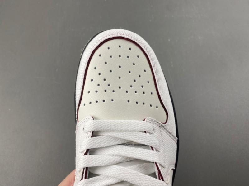 Air Jordan 1 Low