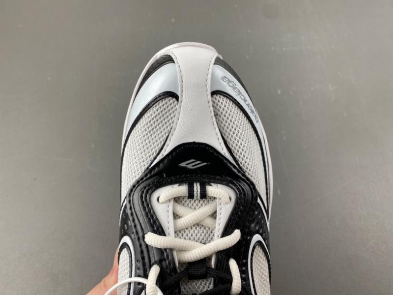 BALENCIAGA/ RADAR GRADIENT LINESH