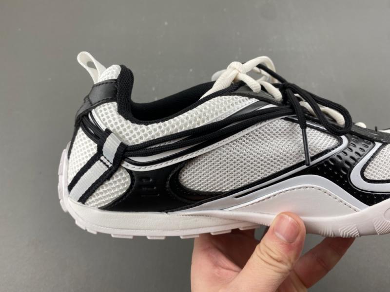 BALENCIAGA/ RADAR GRADIENT LINESH