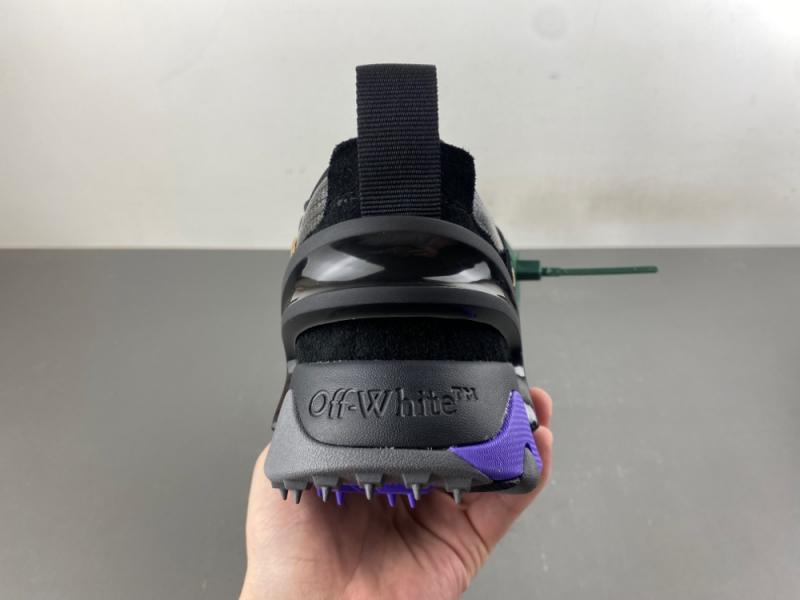 Off-White c/o Virgil Abloh