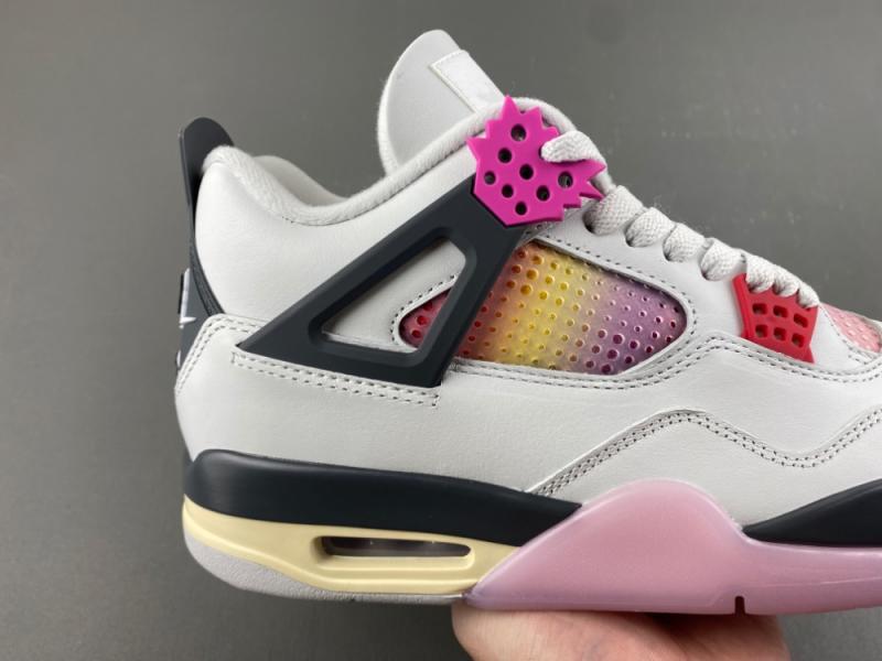 NIKE AIR JORDAN 4 RETRO '
