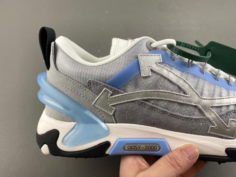 Off-White c/o Virgil Abloh