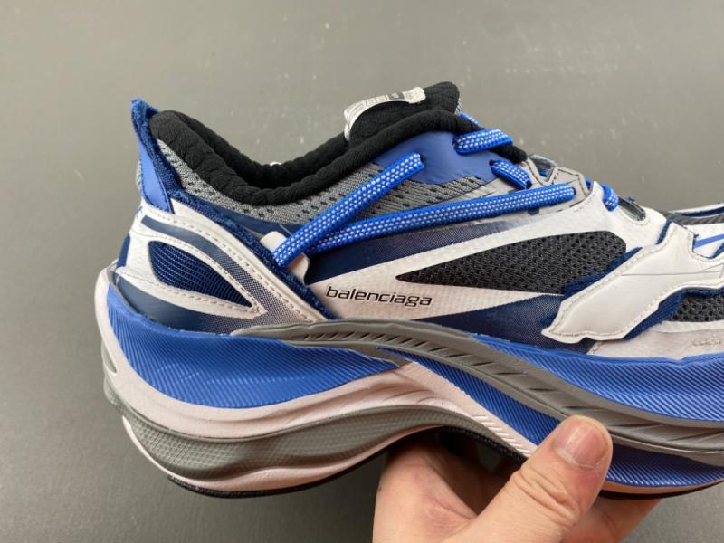 BALENCIAGA 26代
