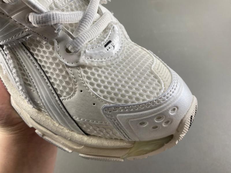 BALENCIAGA/巴黎世家RUNNER LED 白色 灯鞋