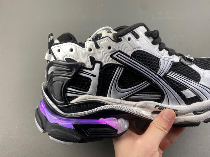 BALENCIAGA/巴黎世家RUNNER LED