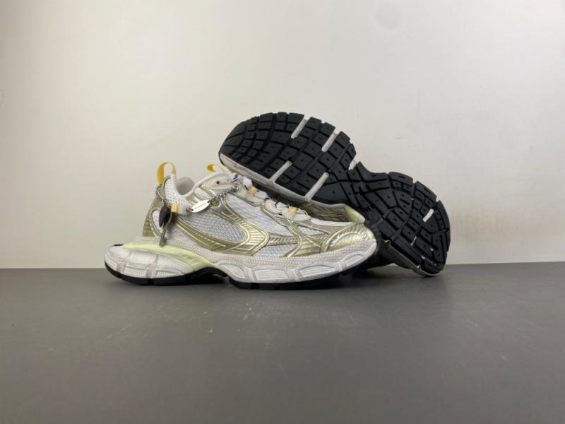 十IAGA -PHANTOM SNEAKER