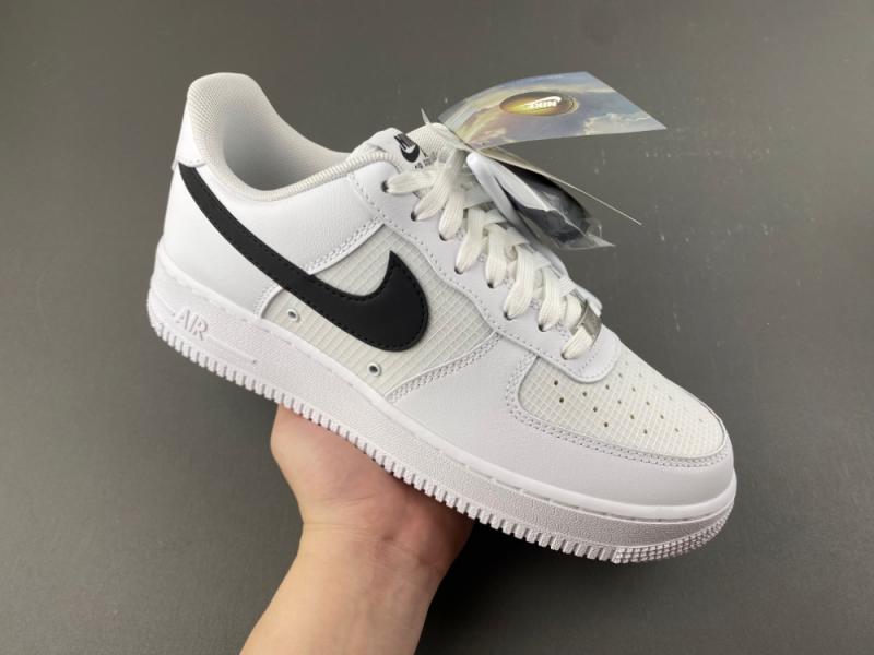 Nike Air Force 1 '07 LV8