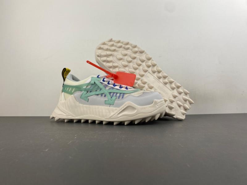 Off-White c/o Virgil Abloh