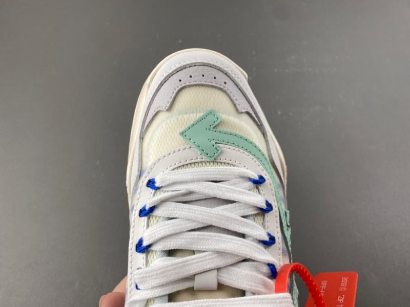 Off-White c/o Virgil Abloh