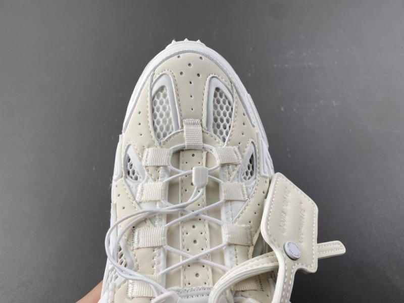 Off White 24