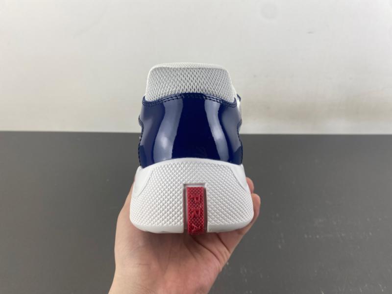Prada America38-47