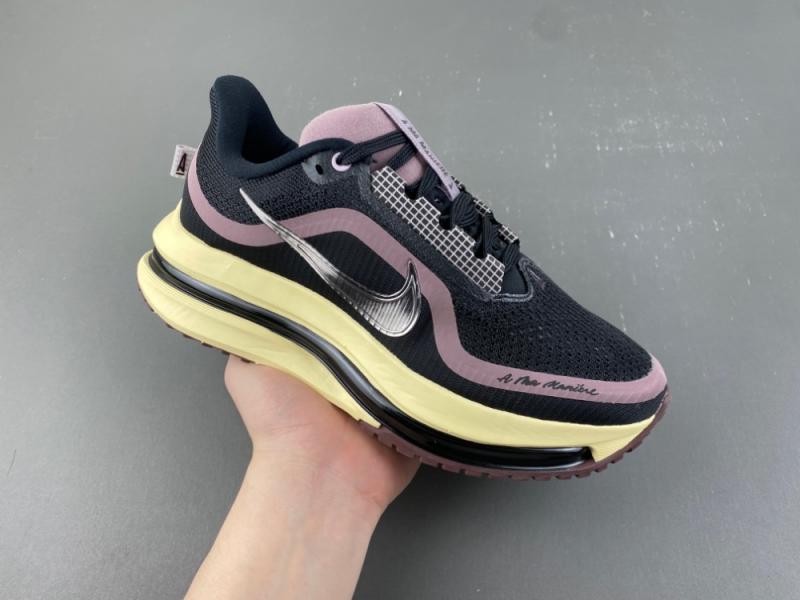 Nike Pegasus Premium