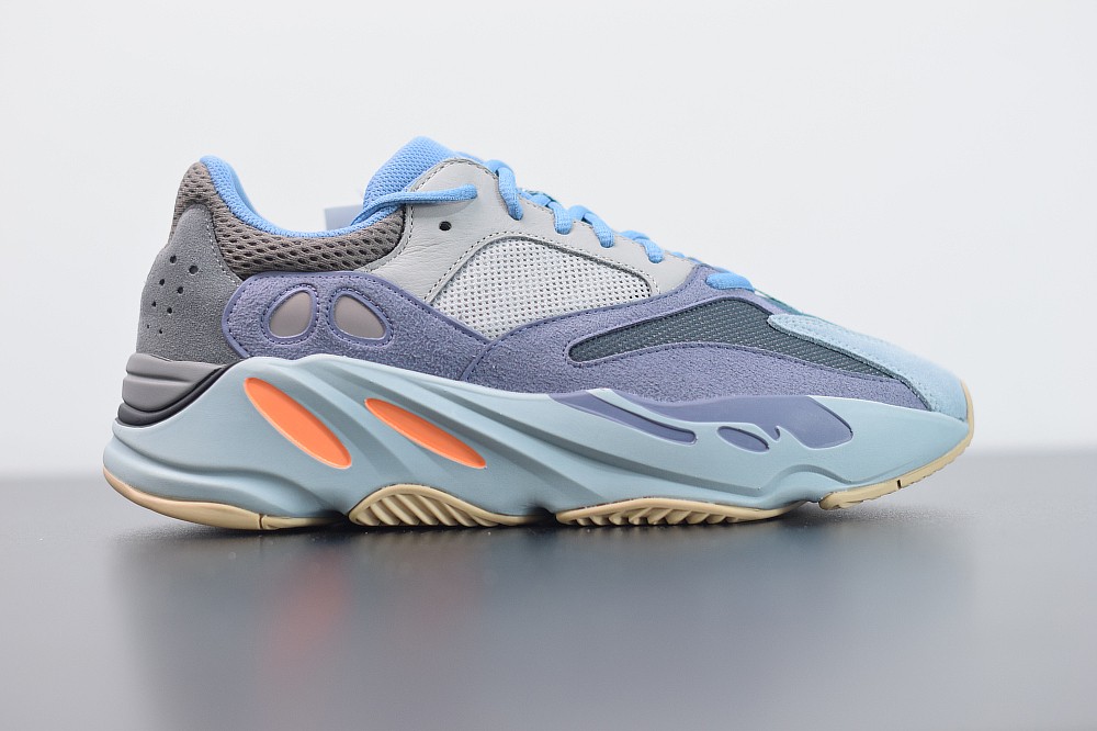 Yeezy Boost 700 Carbon Blue