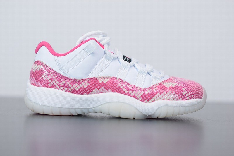 Jodan 11 Retro Low Pink Snakeskin