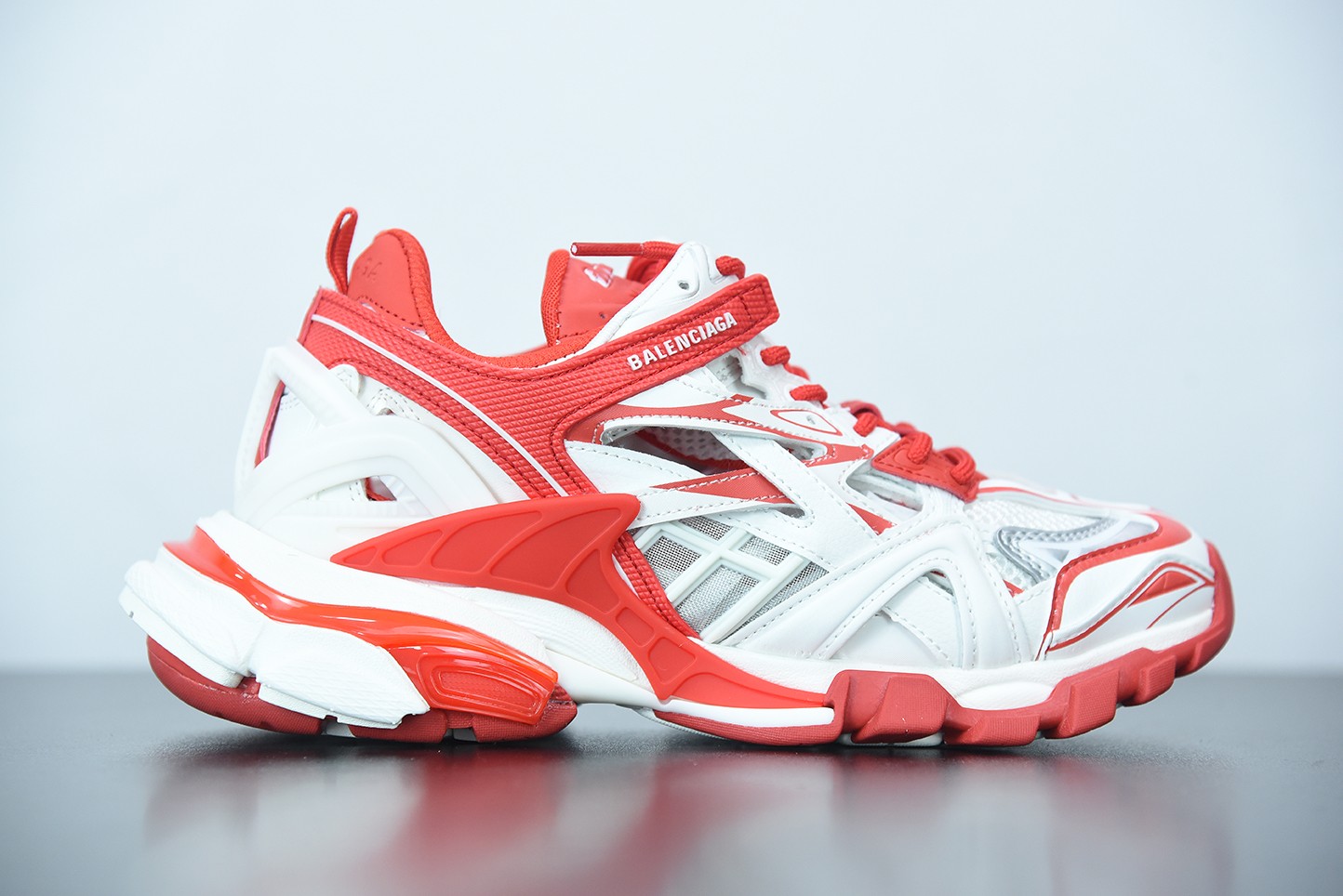 Balenciga Track 2.0  White Red