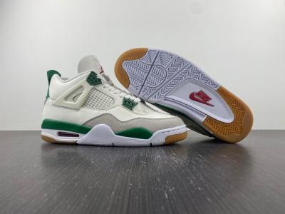 Nike SB x Air Jordan 4 ‘Pine Green’