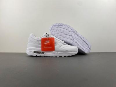 Supreme x Nike Air Max 1 '87