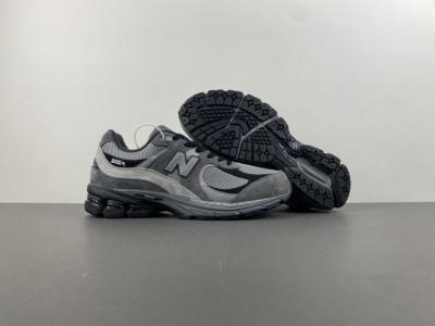 new balance NB M2002
