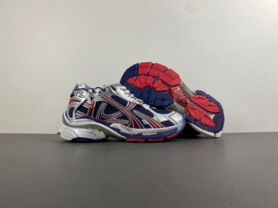 Balenciaga Runner ，