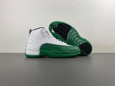 Air Jordan 12“Bucks