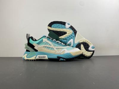 Off-White c/o Virgil Abloh